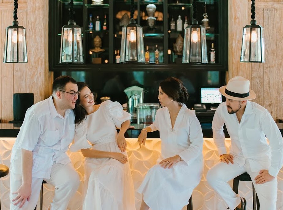 10 Momen kebersamaan Raline Shah dan ibu, sama-sama menawan