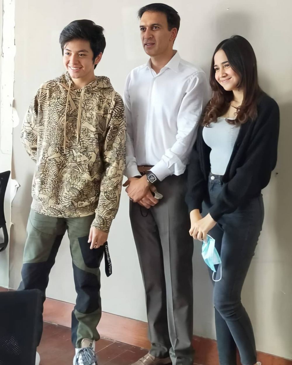 Main series baru, ini 10 potret kompak Angga Yunanda dan Syifa Hadju