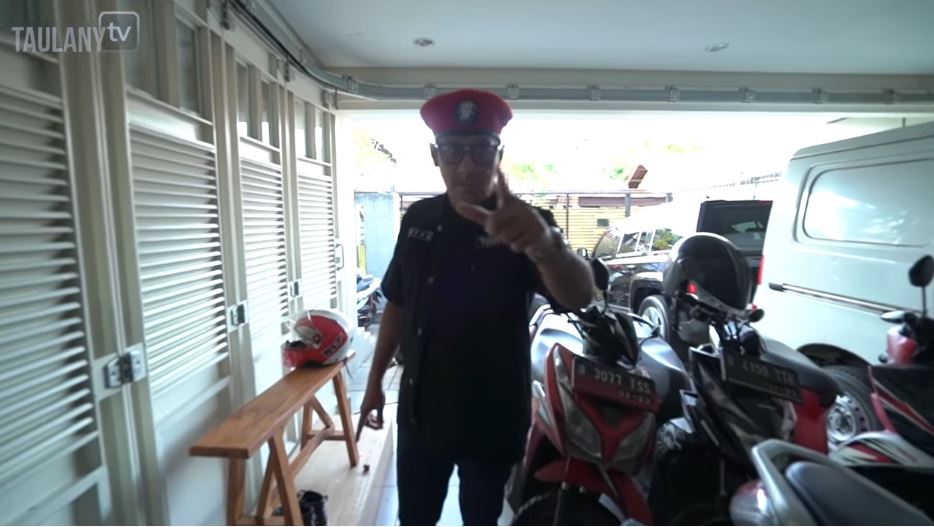 10 Penampakan kantor baru Wendy Cagur, suasana homey abis