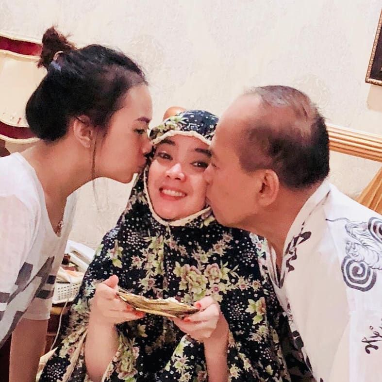 Jadi istri pejabat, ini 8 potret terbaru Ingrid Kansil dan suami