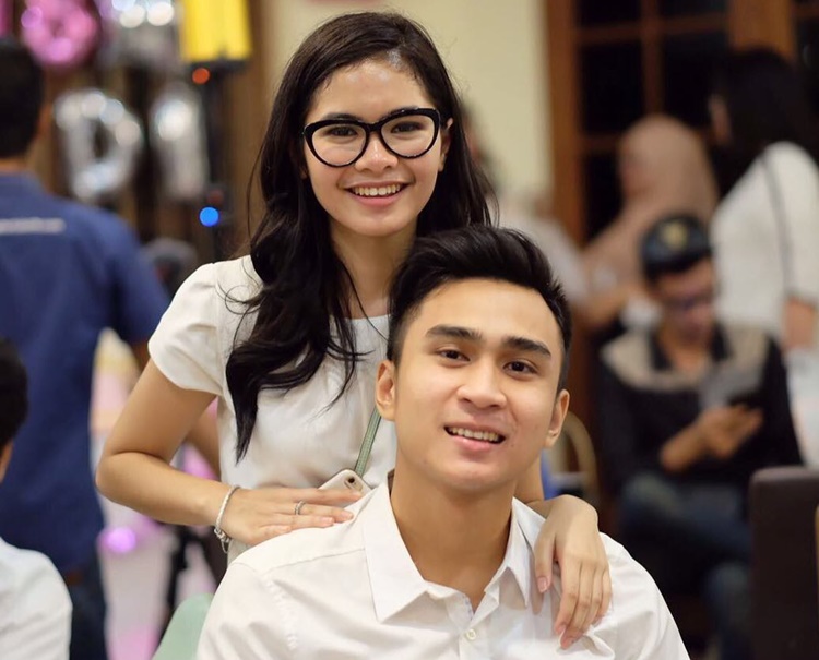 Putus dengan anak Iis Dahlia, Lutfi Agizal sumbangkan cincin tunangan