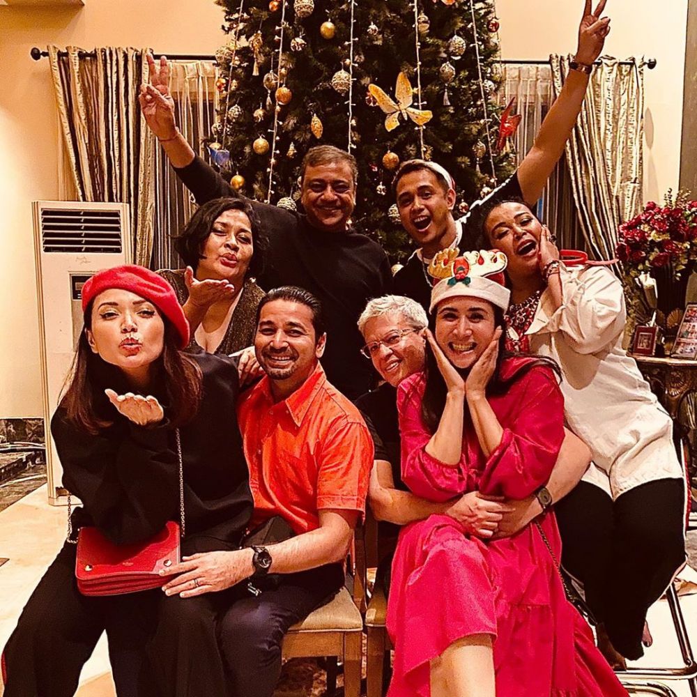 8 Potret kedekatan Ajun Perwira dan Ravelra Supit sang adik ipar