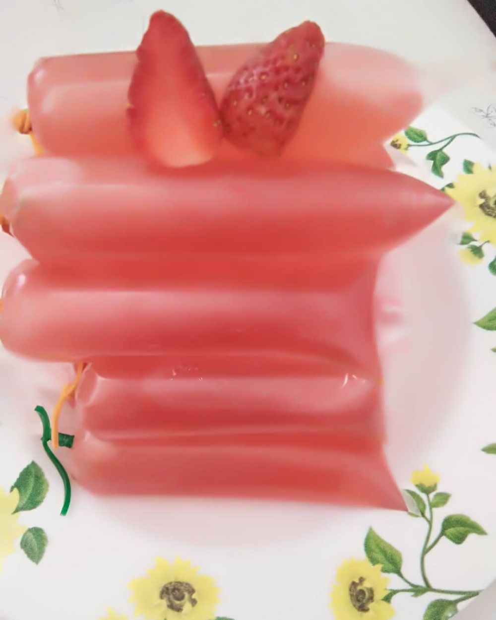 10 Resep minuman segar berbahan stroberi, sehat dan mudah dibuat