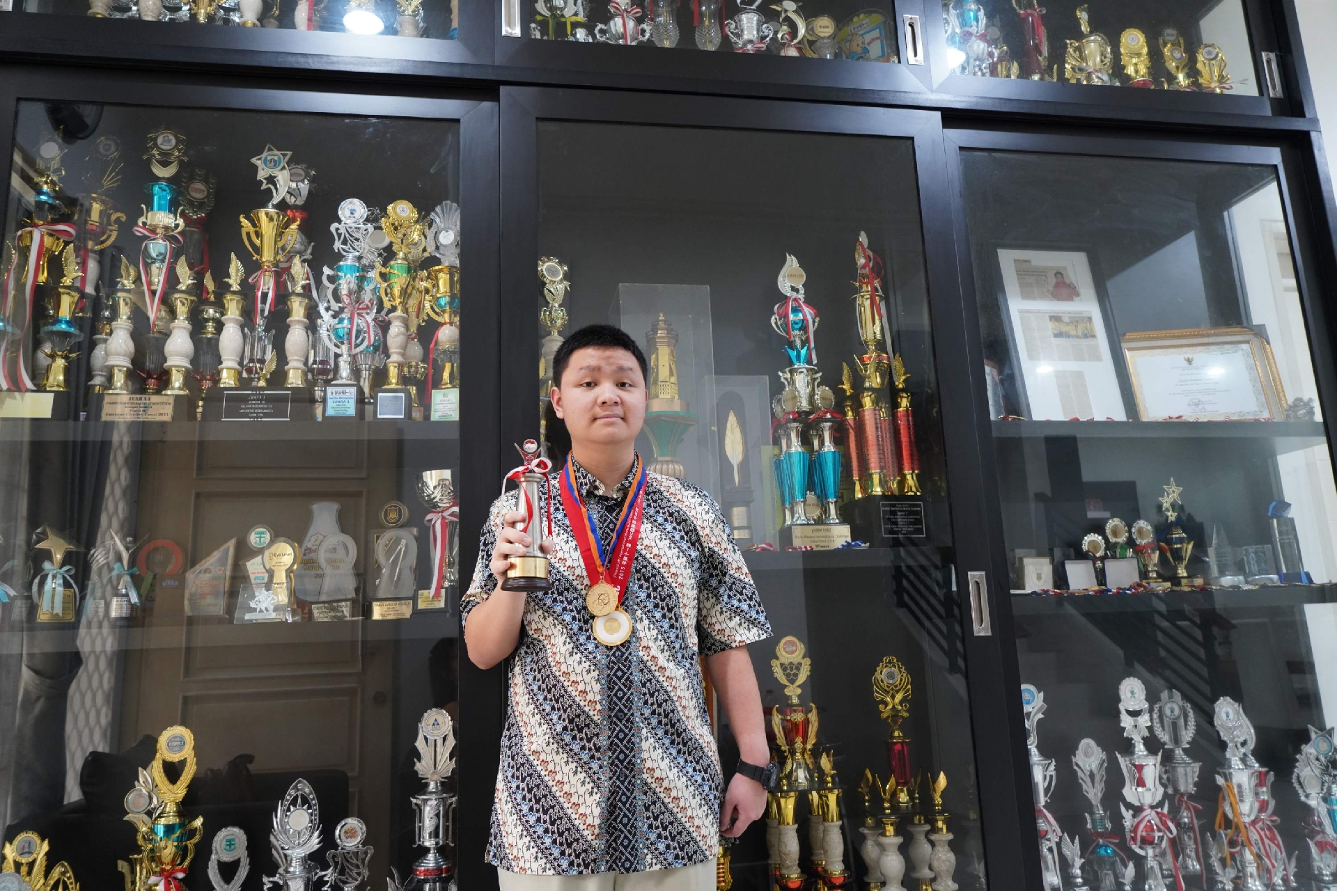 Siswa Indonesia raih 2 emas olimpiade matematika di 2 ajang berbeda
