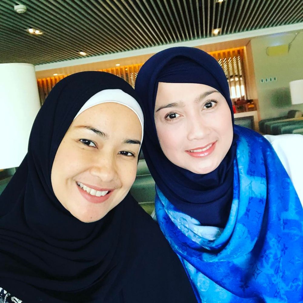 12 Potret manis Alya Rohali & Desy Ratnasari, bersahabat 20 tahun