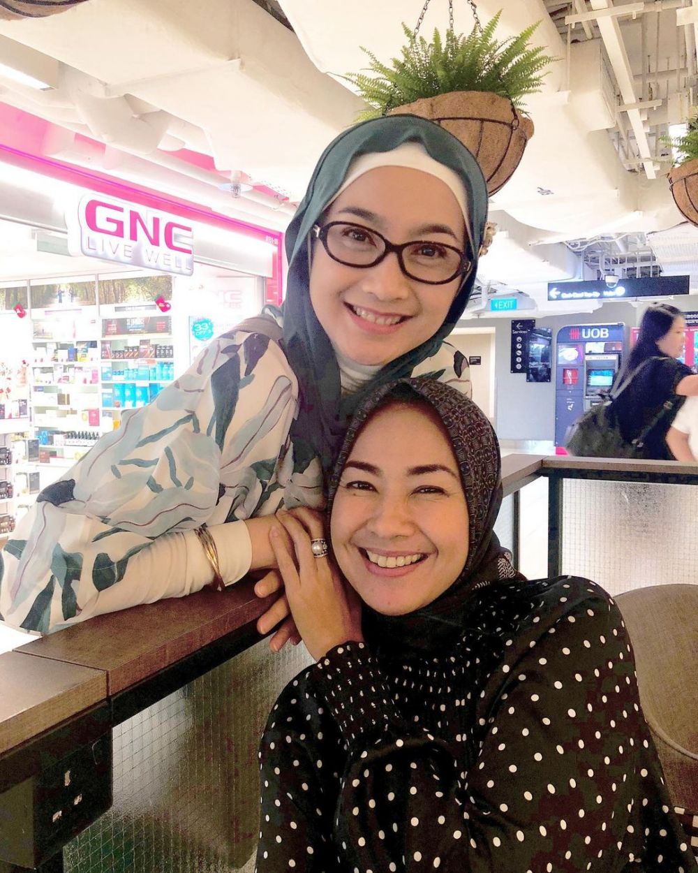 12 Potret manis Alya Rohali & Desy Ratnasari, bersahabat 20 tahun