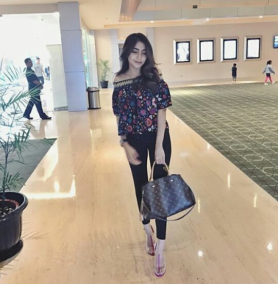 Blasteran Arab, ini 10 pesona Mesya Thalib kakak Serell Thalib