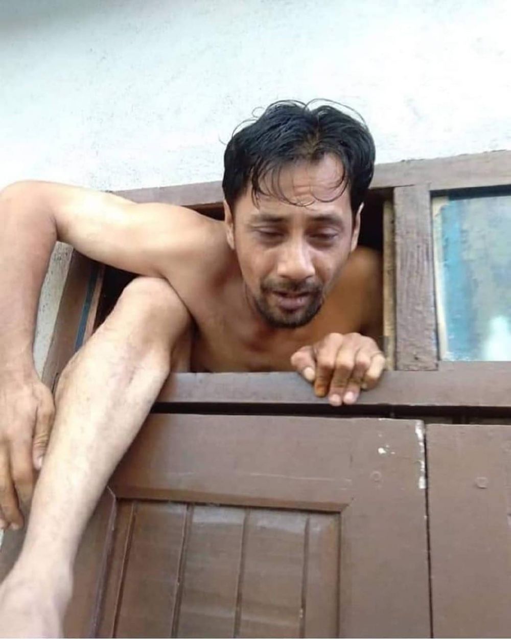 10 Penampakan di jendela ini bikin kamu gagal fokus, kocak