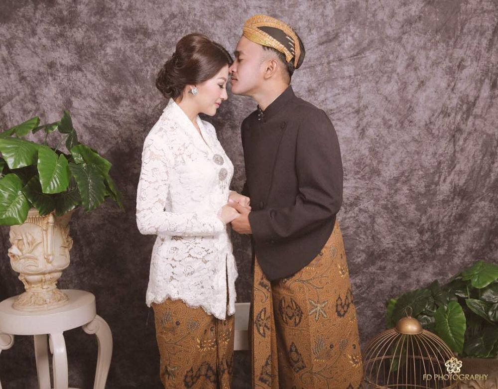 Anniversary pernikahan ke-7, Ruben Onsu tulis caption menyentuh