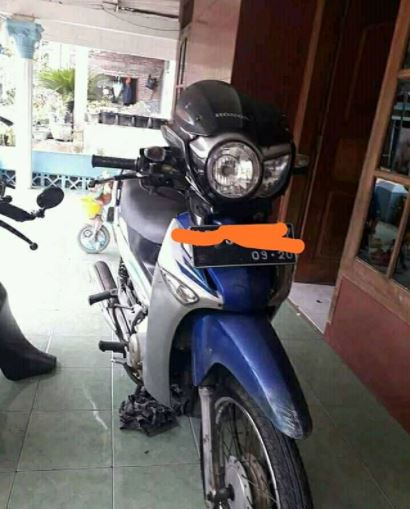 10 Modifikasi lampu motor ini bikin anak motor cekikikan