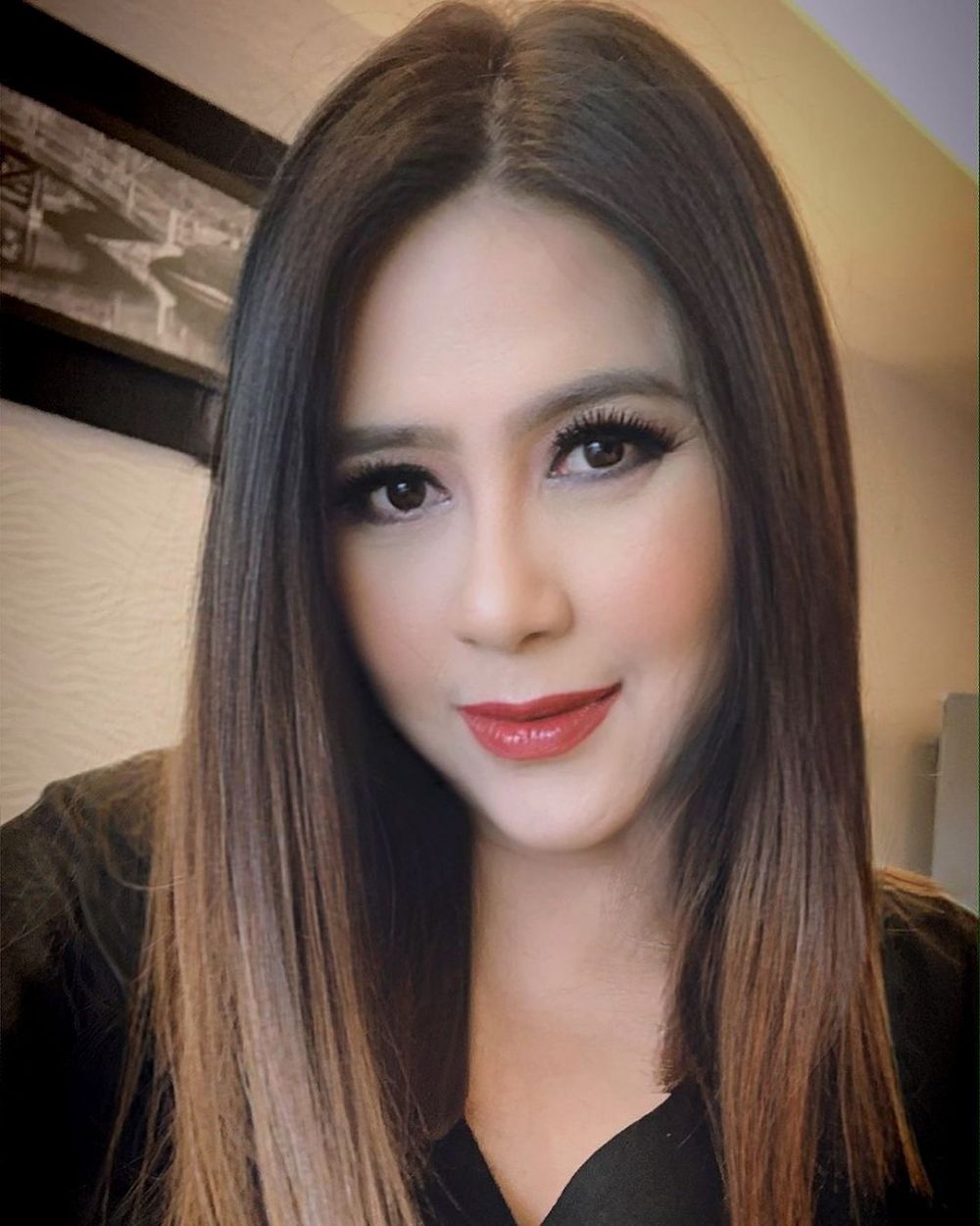 10 Pesona istri Gunawan Sudrajat, usia setengah abad masih bak ABG