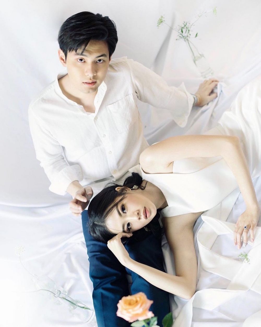 10 Gaya prewedding Danita eks girlband Princess, ala drama Korea