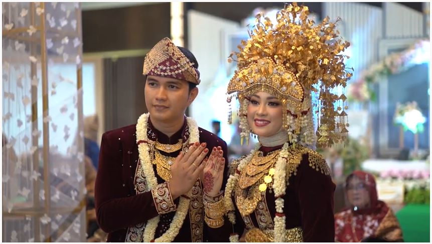 8 Momen pernikahan Aldi Taher & Salsabillih, maharnya emas 50 gram