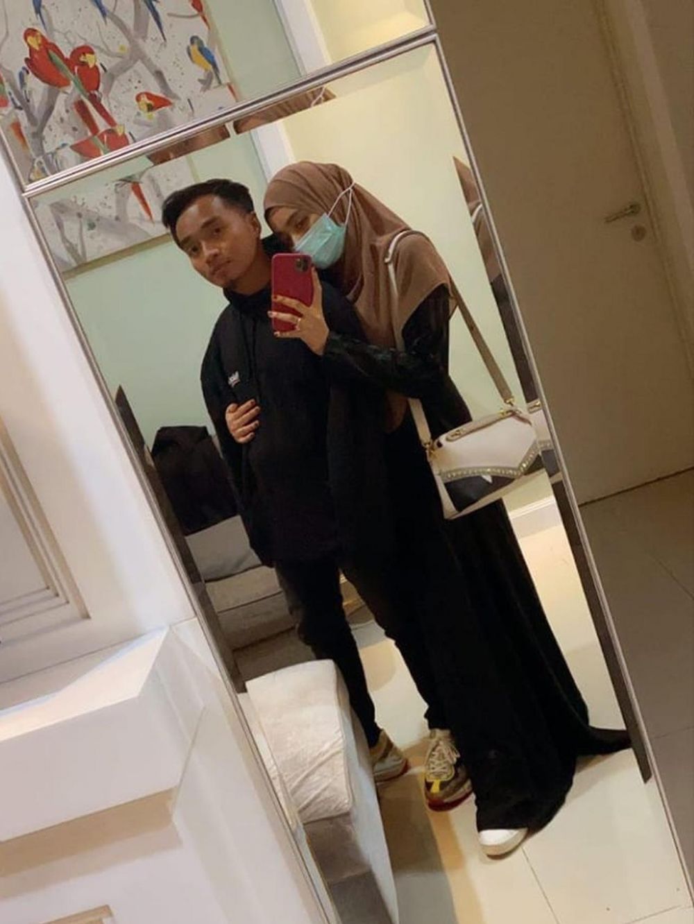 10 Potret kemesraan Taqy Malik dan Serell Thalib usai menikah