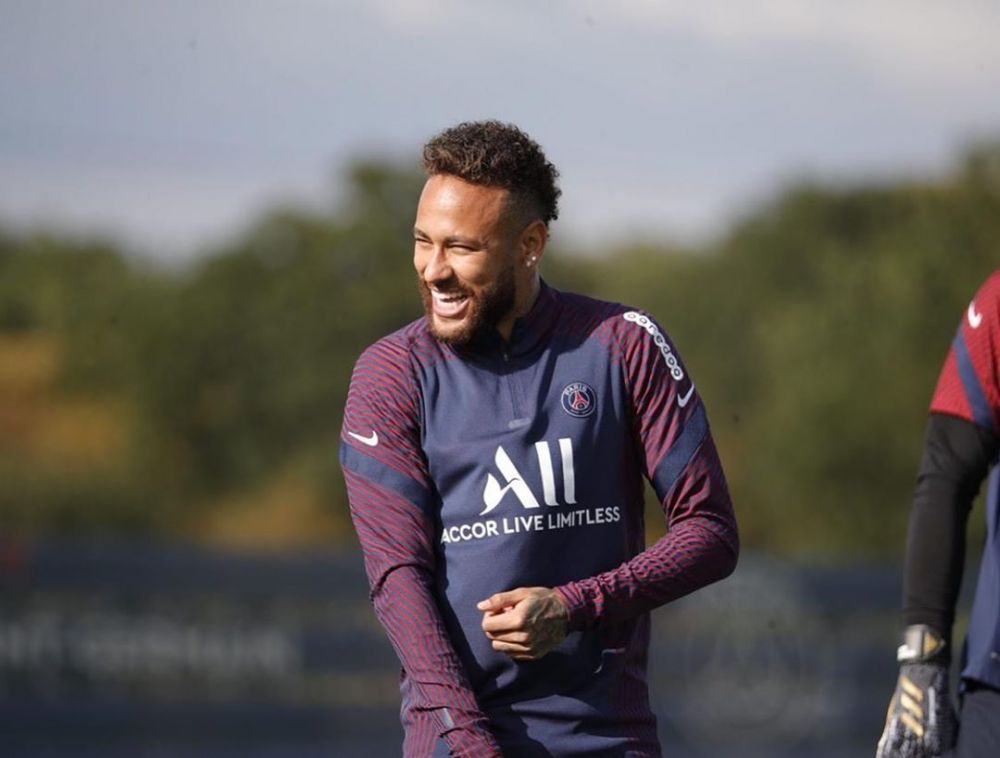 10 Selebriti dunia punya bayaran termahal 2020, ada yang Rp 8 triliun