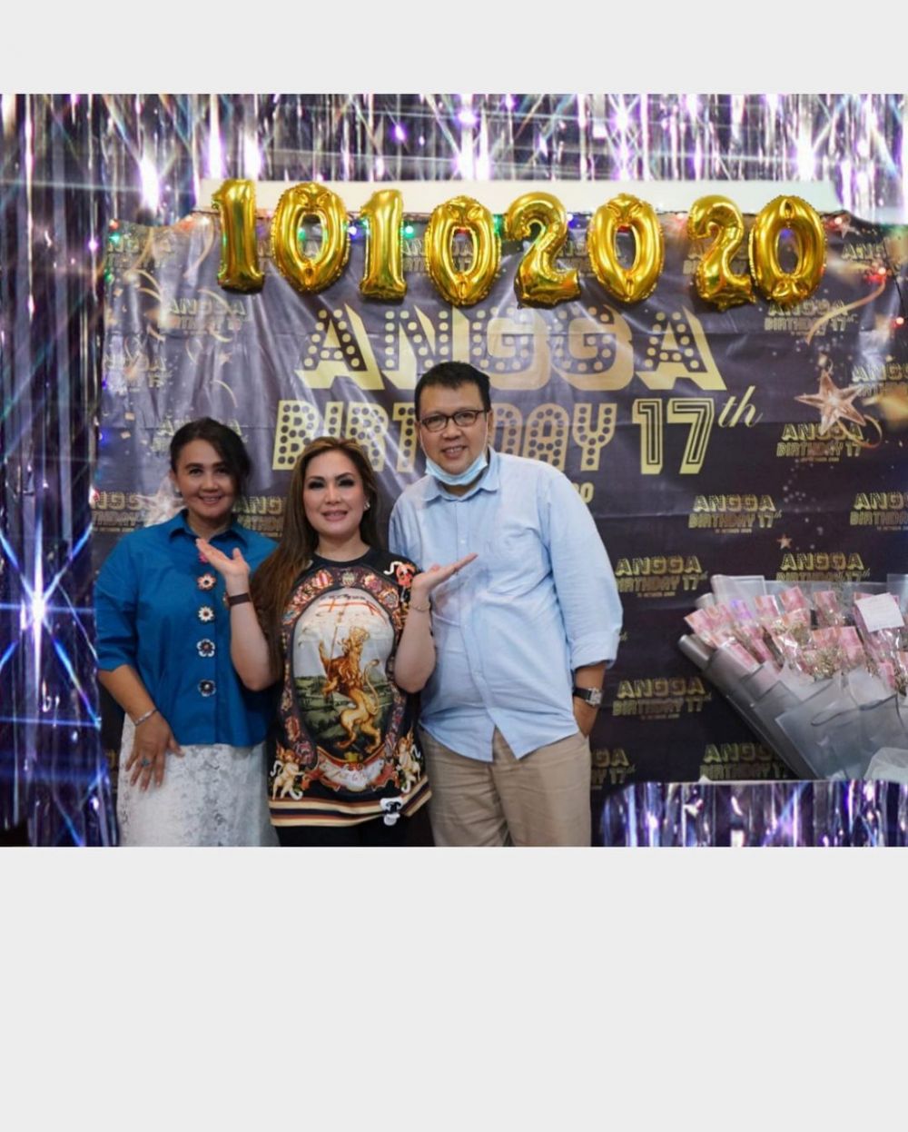 7 Momen Nia Daniaty rayakan ultah ke-17 sang anak, bawa buket uang