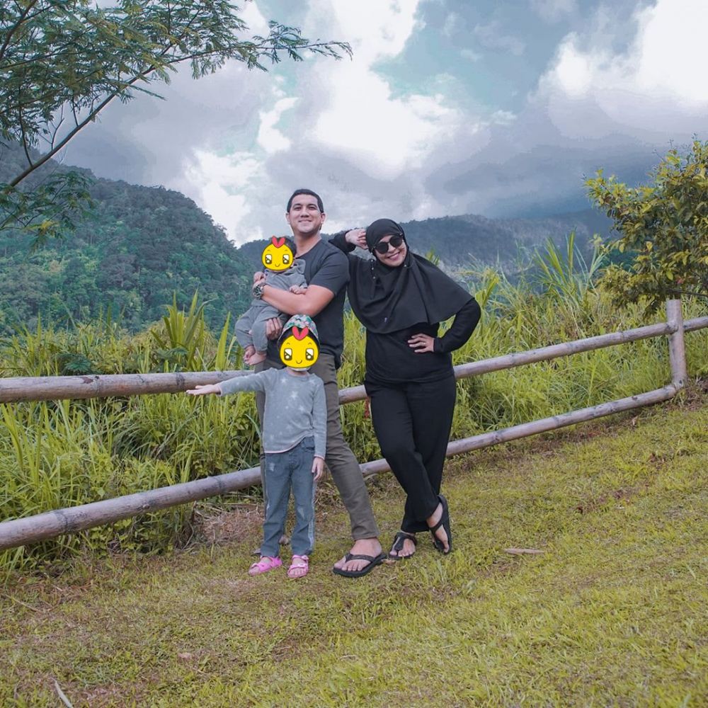 Momen 10 musisi Tanah Air liburan bareng keluarga, seru & hangat