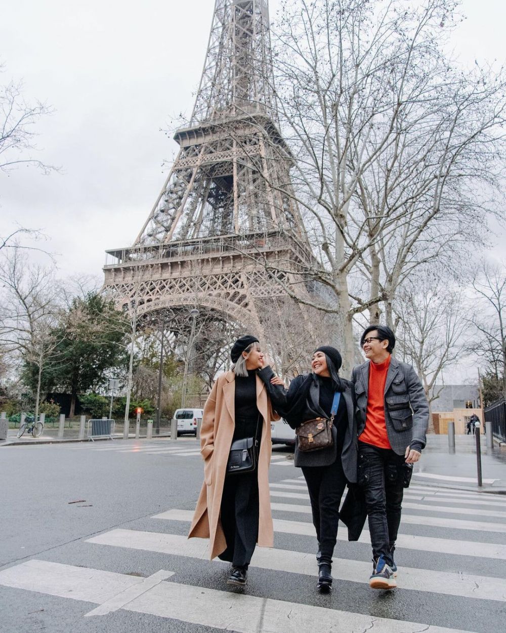 Momen 10 musisi Tanah Air liburan bareng keluarga, seru & hangat