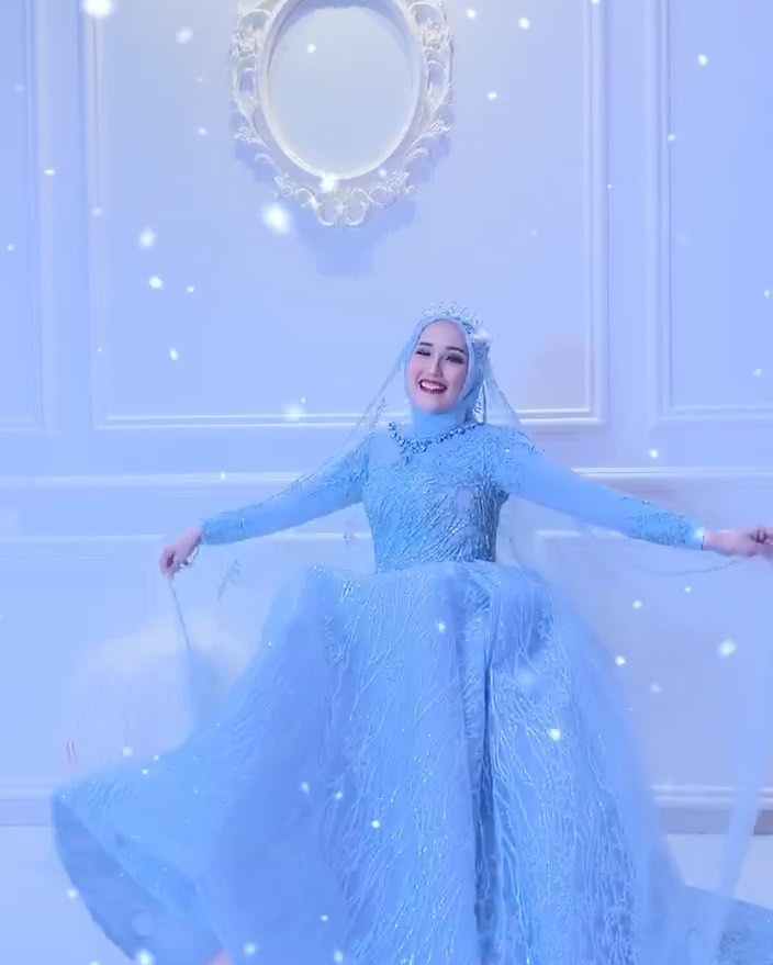 10 Pemotretan Adelia Pasha dalam berbagai tema, curi perhatian