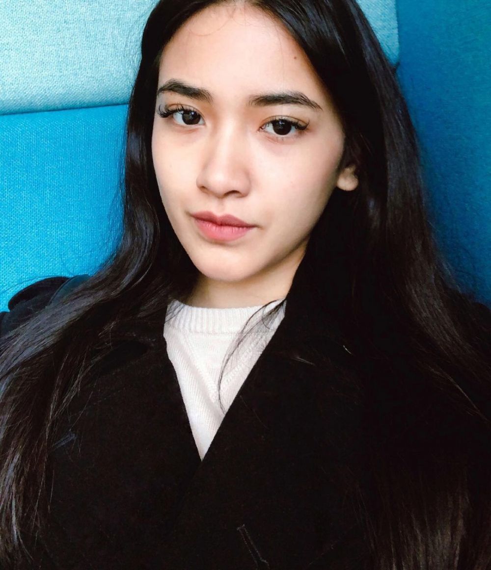 10 Potret transformasi Nadya Arina, aktris FTV yang memesona