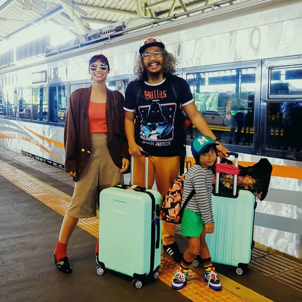 10 Potret transformasi Shareefa Daanish, gayanya nyentrik sejak kecil