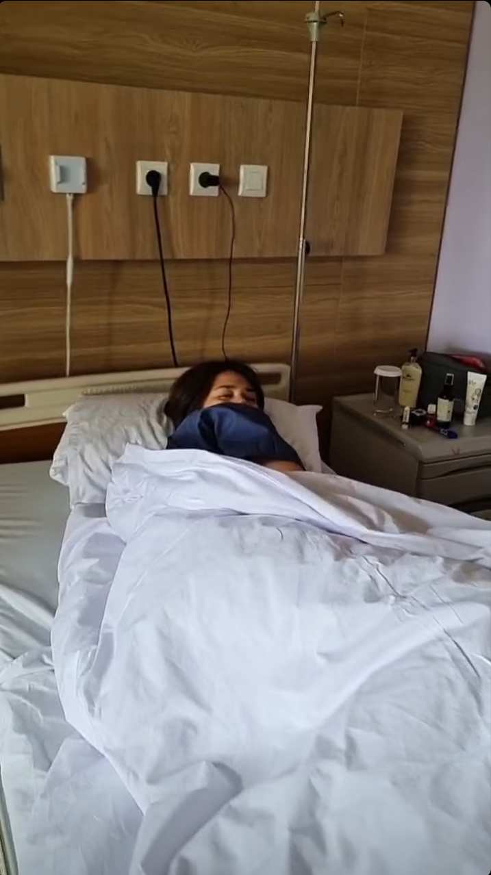 8 Momen Sabai Morscheck lahirkan anak kedua, penuh perjuangan