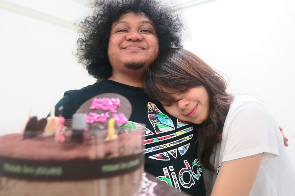 Umumkan kehamilan anak kedua, ini 10 potret mesra Babe Cabita & istri