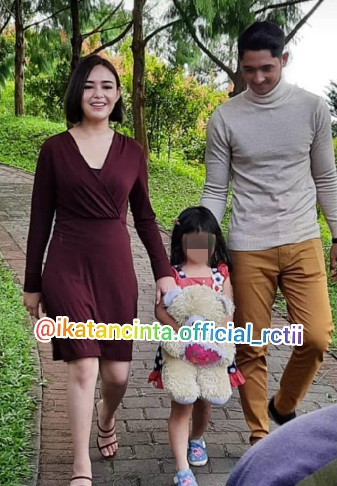 10 Momen mesra Amanda Manopo & Arya Saloka jadi 'pasutri', bikin baper