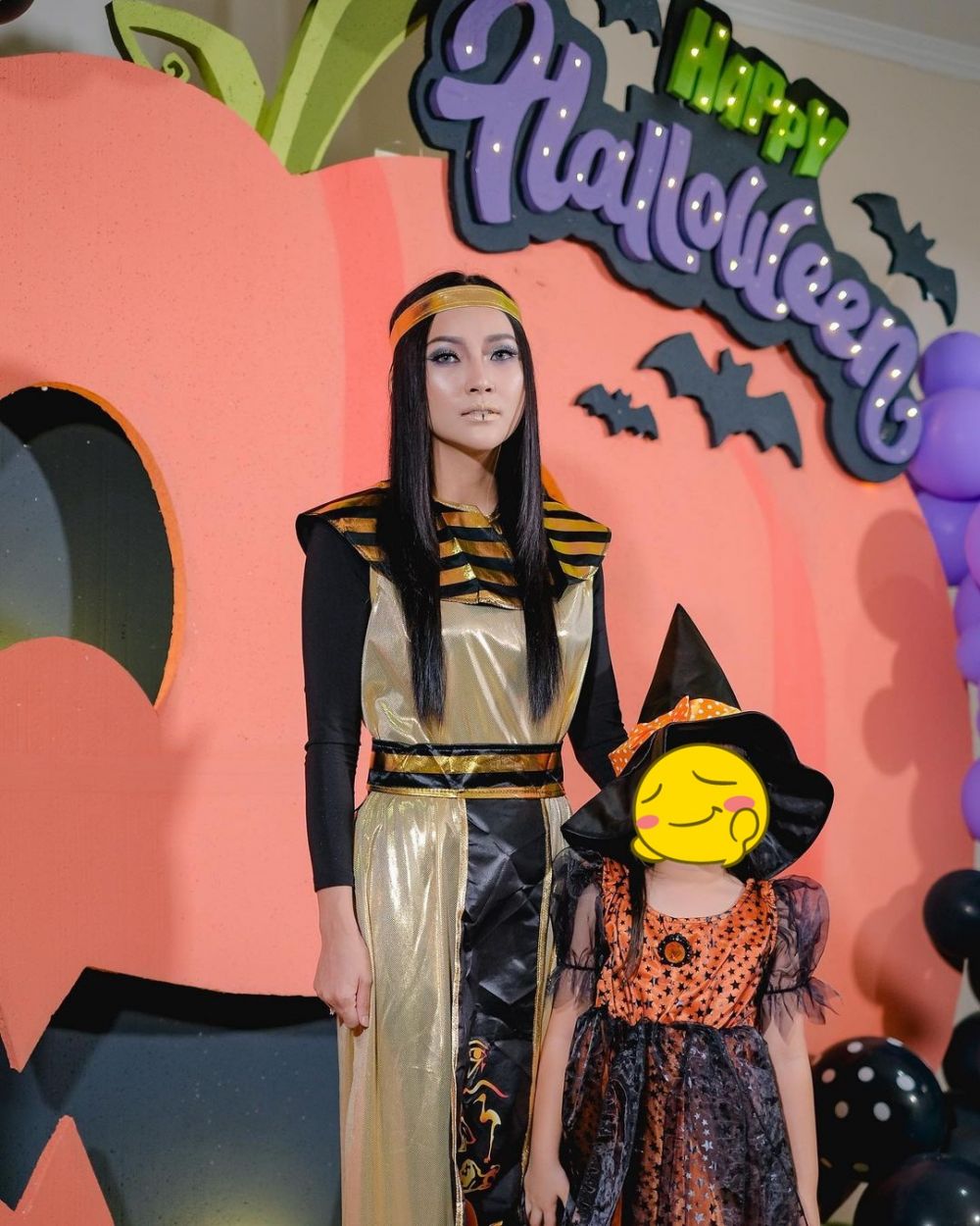 10 Momen Sarwendah rayakan Halloween, penampilannya jadi sorotan