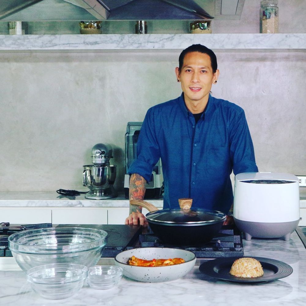 10 Fakta menarik perjalanan karier Chef Juna, sempat sekolah pilot
