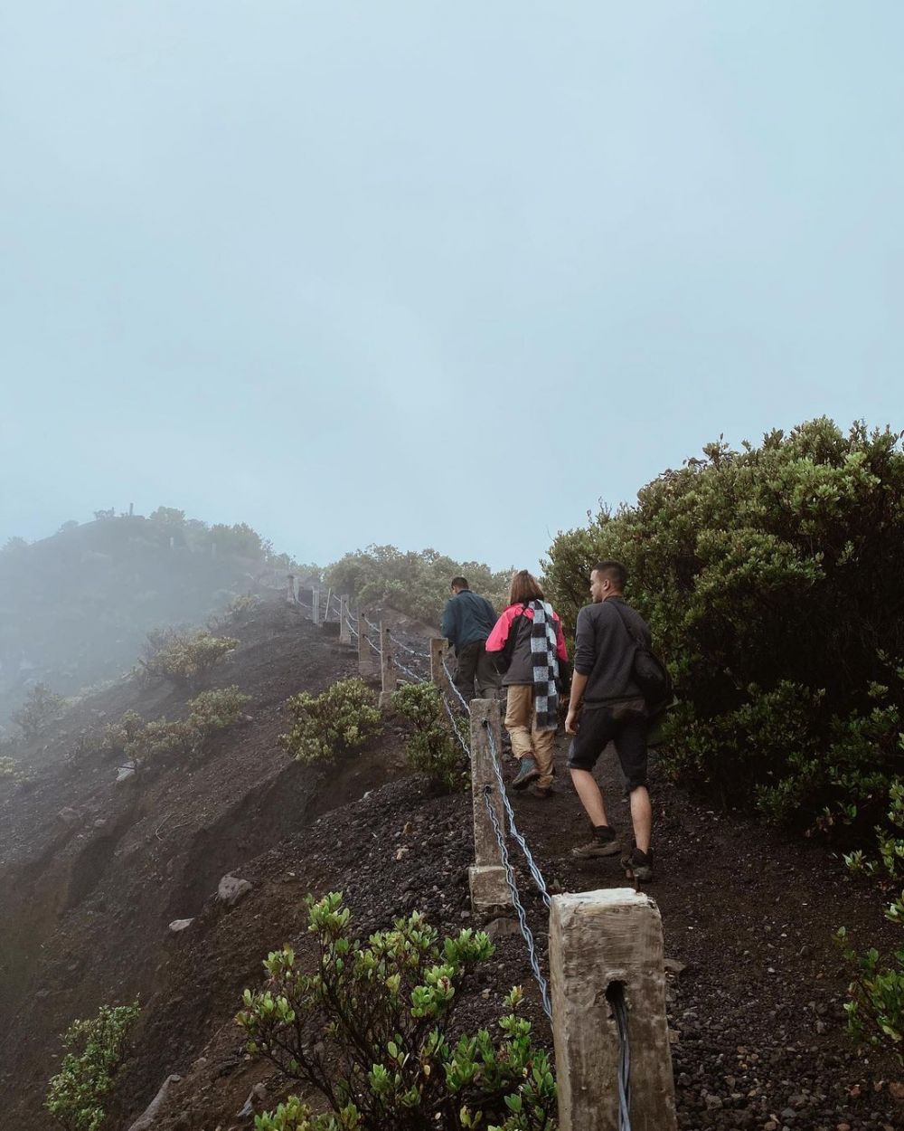 10 Potret Pendakian Febby Rastanty Di Gunung Pangrango