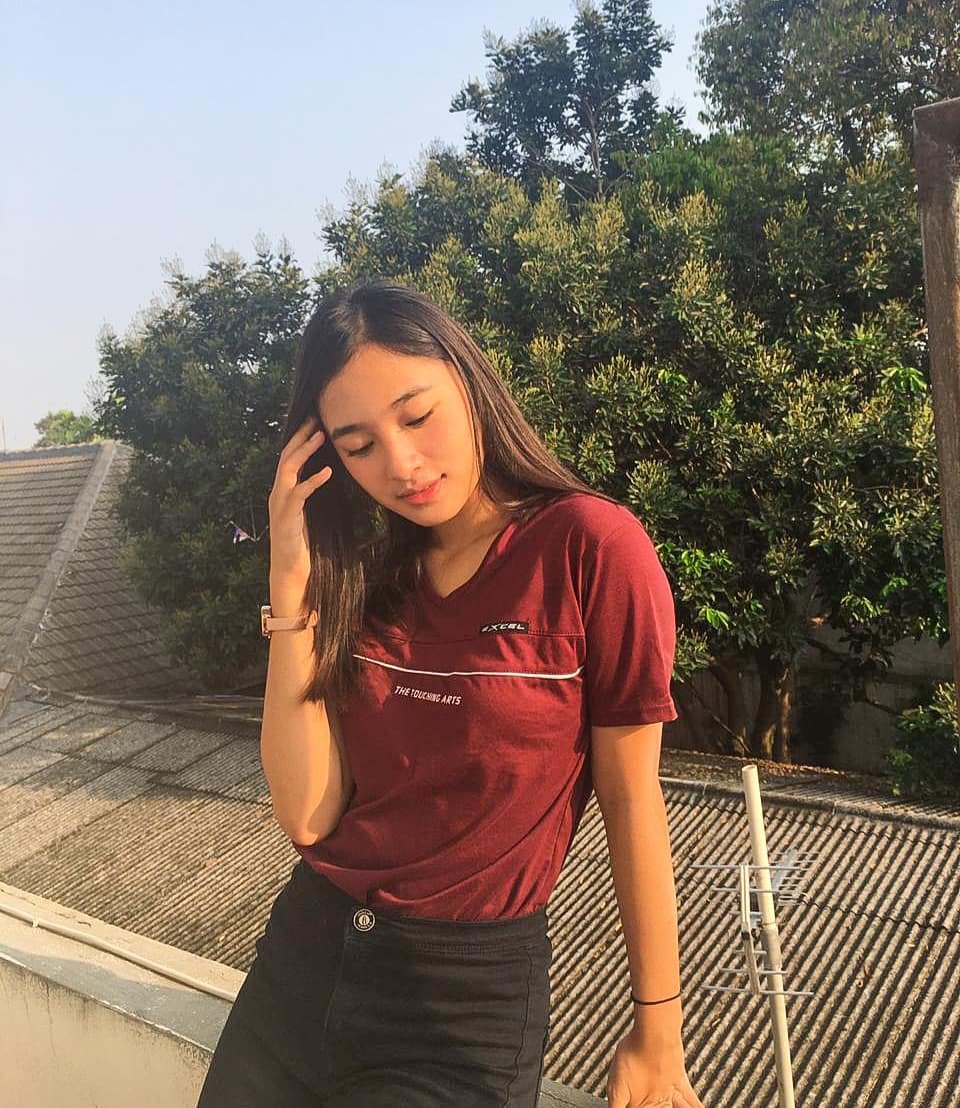 10 Pesona Echi, pengasuh Kiano yang mirip Tatjana Saphira