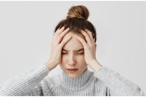 8 Cara mengatasi migrain secara alami, aman dan ampuh