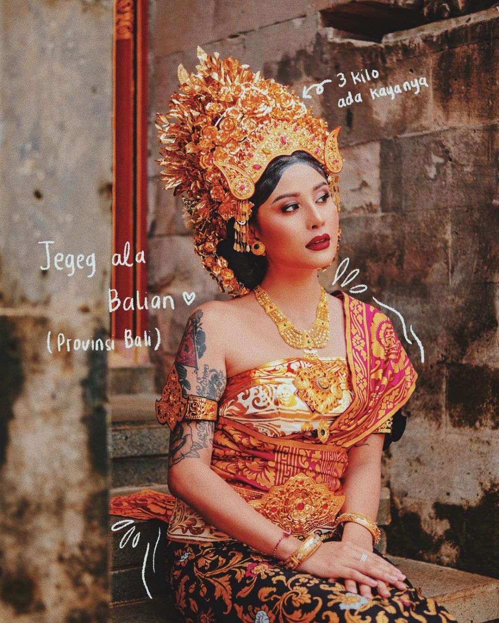 Pesona 5 selebgram pakai baju adat Bali ini curi perhatian