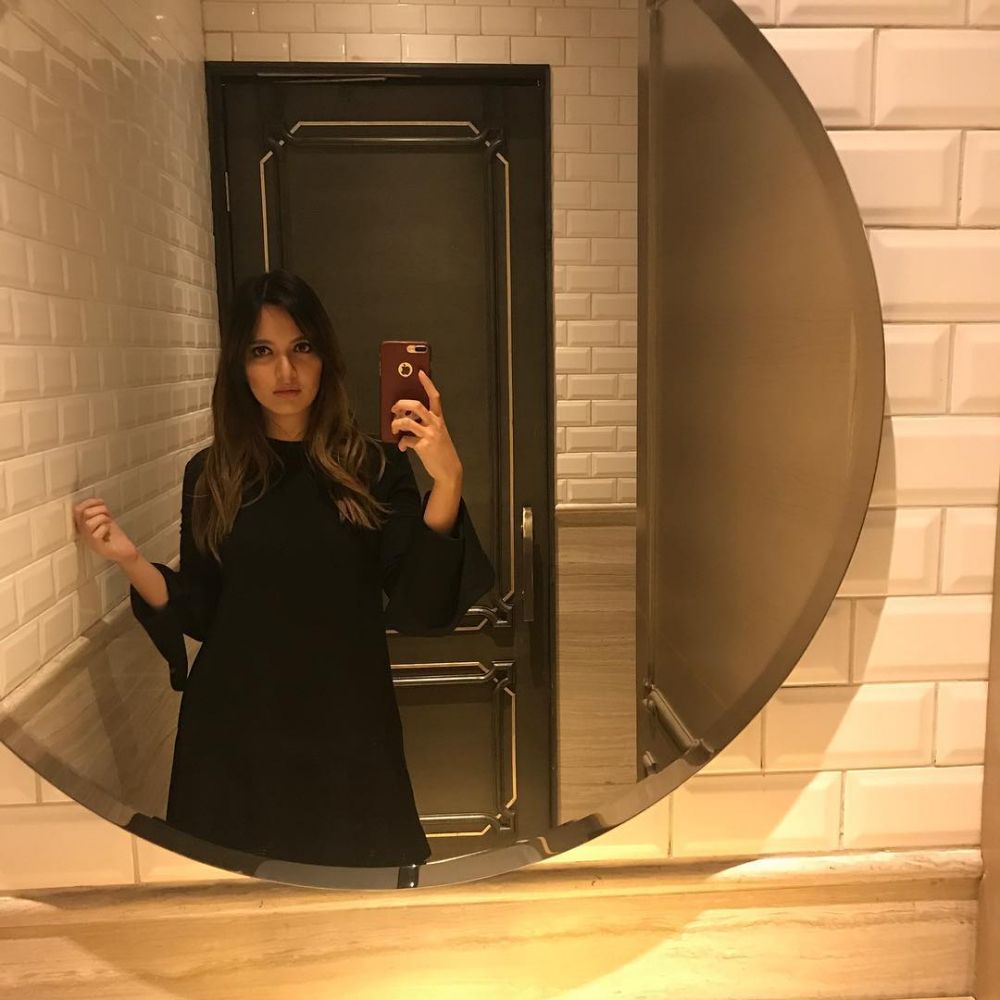 10 Penampilan pesinetron usai melahirkan, Irish Bella turun 14 kg