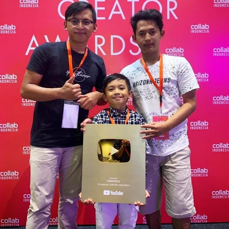 10 Potret terbaru Diwan, YouTuber cilik yang viral beli ikan cupang 