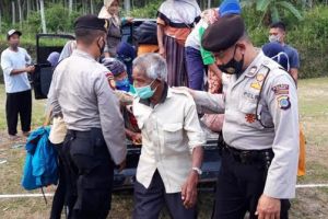 Evakuasi warga lereng Gunung Merapi mulai dilakukan
