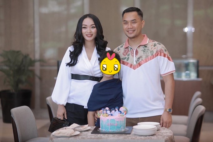 8 Perjalanan kehamilan anak pertama Zaskia Gotik, sempat jatuh sakit