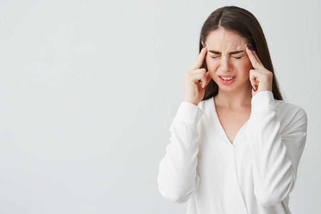 10 Manfaat tidur tanpa bantal untuk kesehatan, bisa cegah sakit kepala