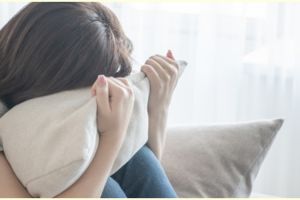 40 Kata-kata 'sakit tak berdarah', penuh makna dan galau abis