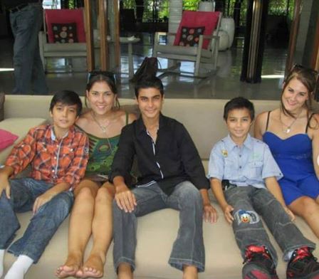 Genap berusia 20 tahun, ini 10 potret transformasi Junior Roberts