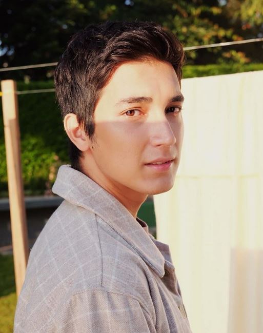 Genap berusia 20 tahun, ini 10 potret transformasi Junior Roberts