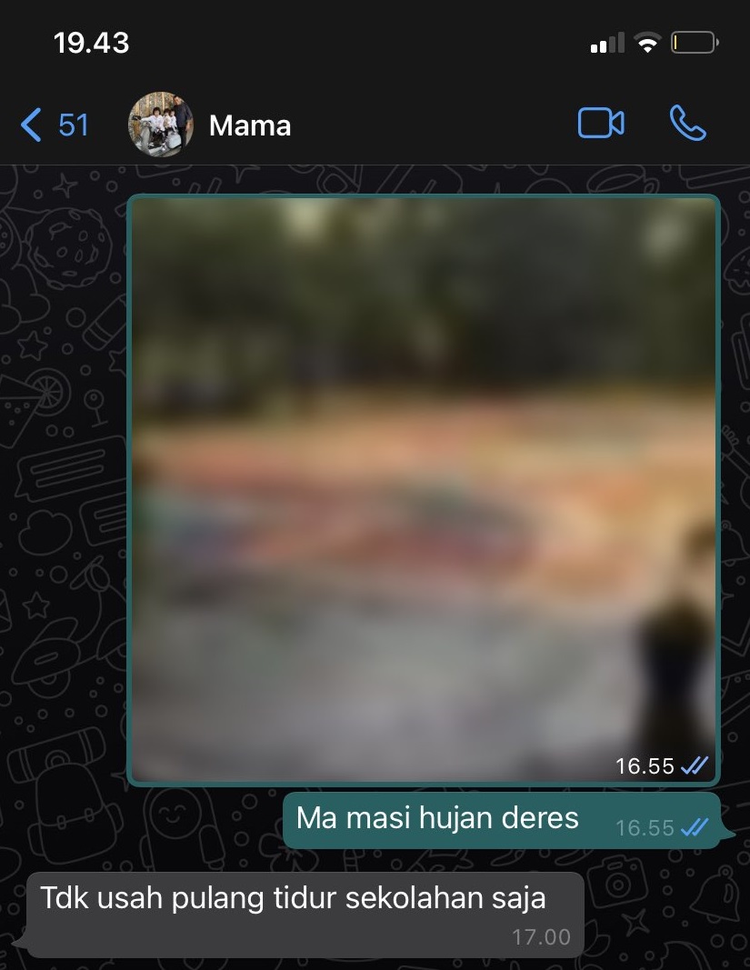 10 Chat lucu dari orangtua kalau anak nggak buruan pulang, kocak abis