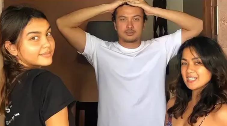 6 Potret kebersamaan Nicholas Saputra dan Caitlin North Lewis
