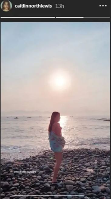 6 Potret kebersamaan Nicholas Saputra dan Caitlin North Lewis