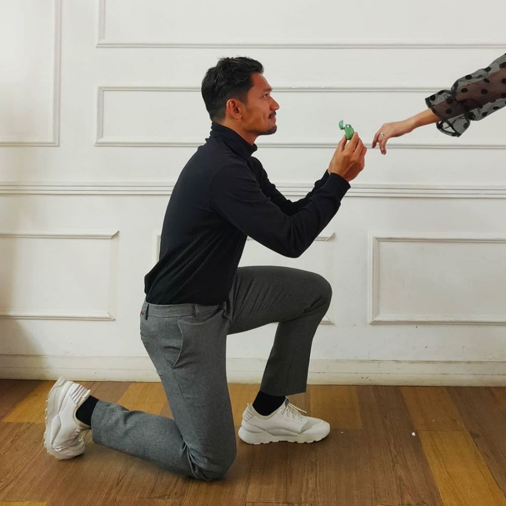 10 Cerita manis Ibnu Jamil melamar Ririn Ekawati, ada momen lucu