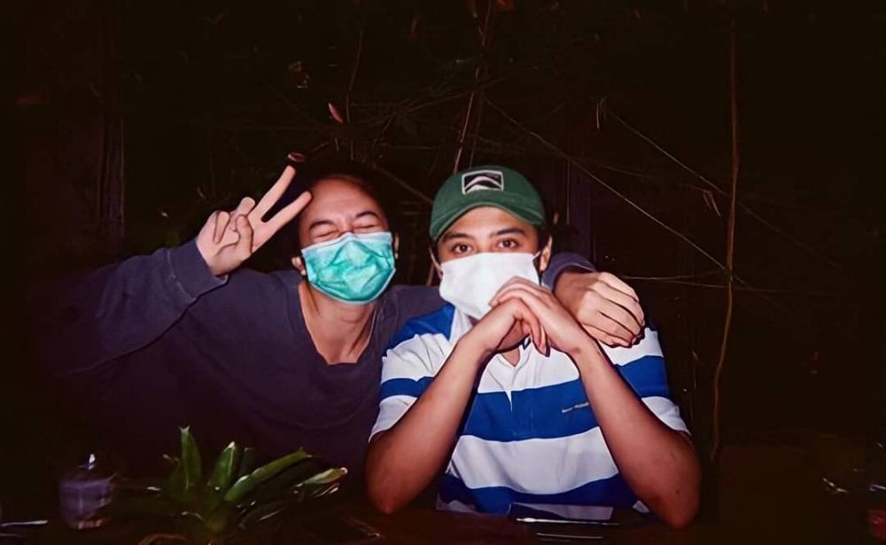 7 Potret kebersamaan Bastian Steel dan Sitha Marino, curi perhatian