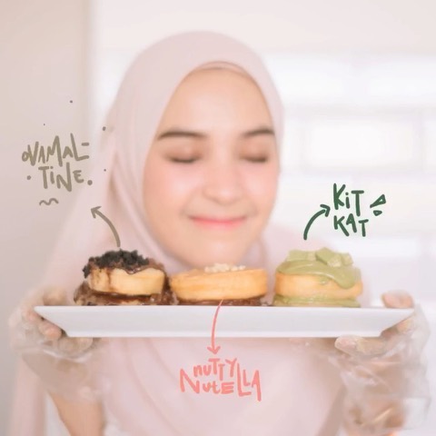 8 Selebgram ini punya usaha kuliner, dari restoran hingga cafe