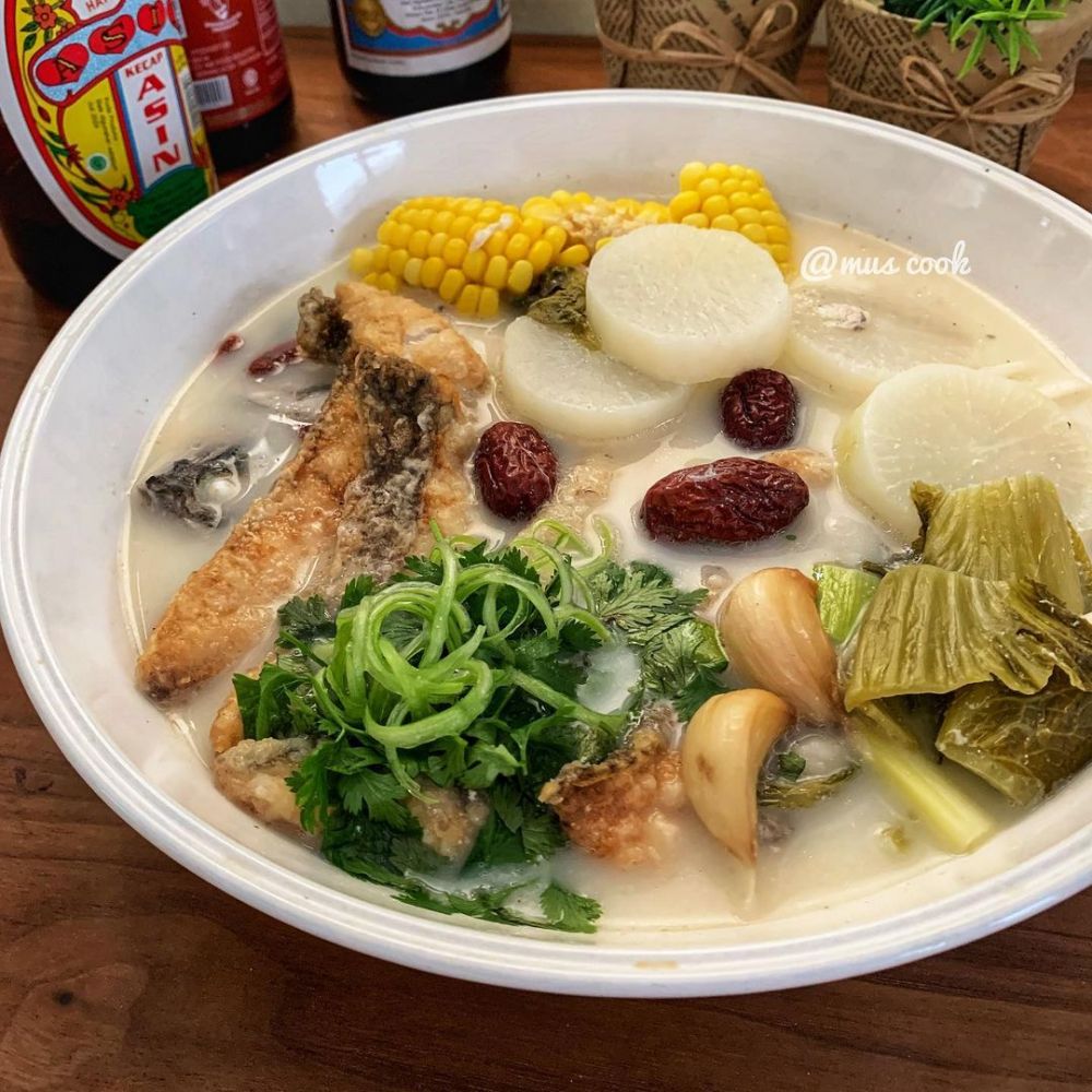 21 Resep sup ikan, enak, segar, bergizi, dan mudah dibuat