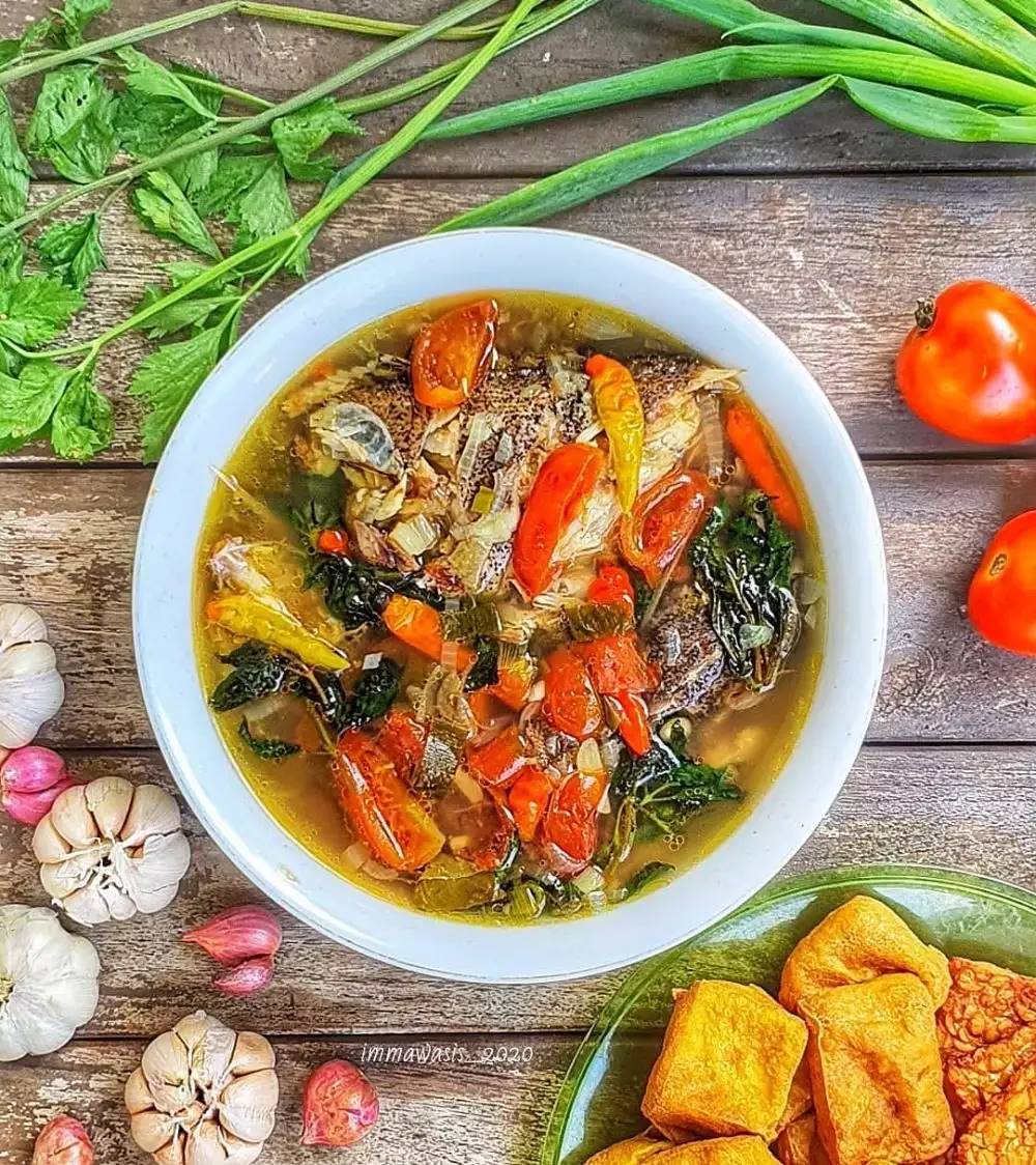 21 Resep sup ikan, enak, segar, bergizi, dan mudah dibuat